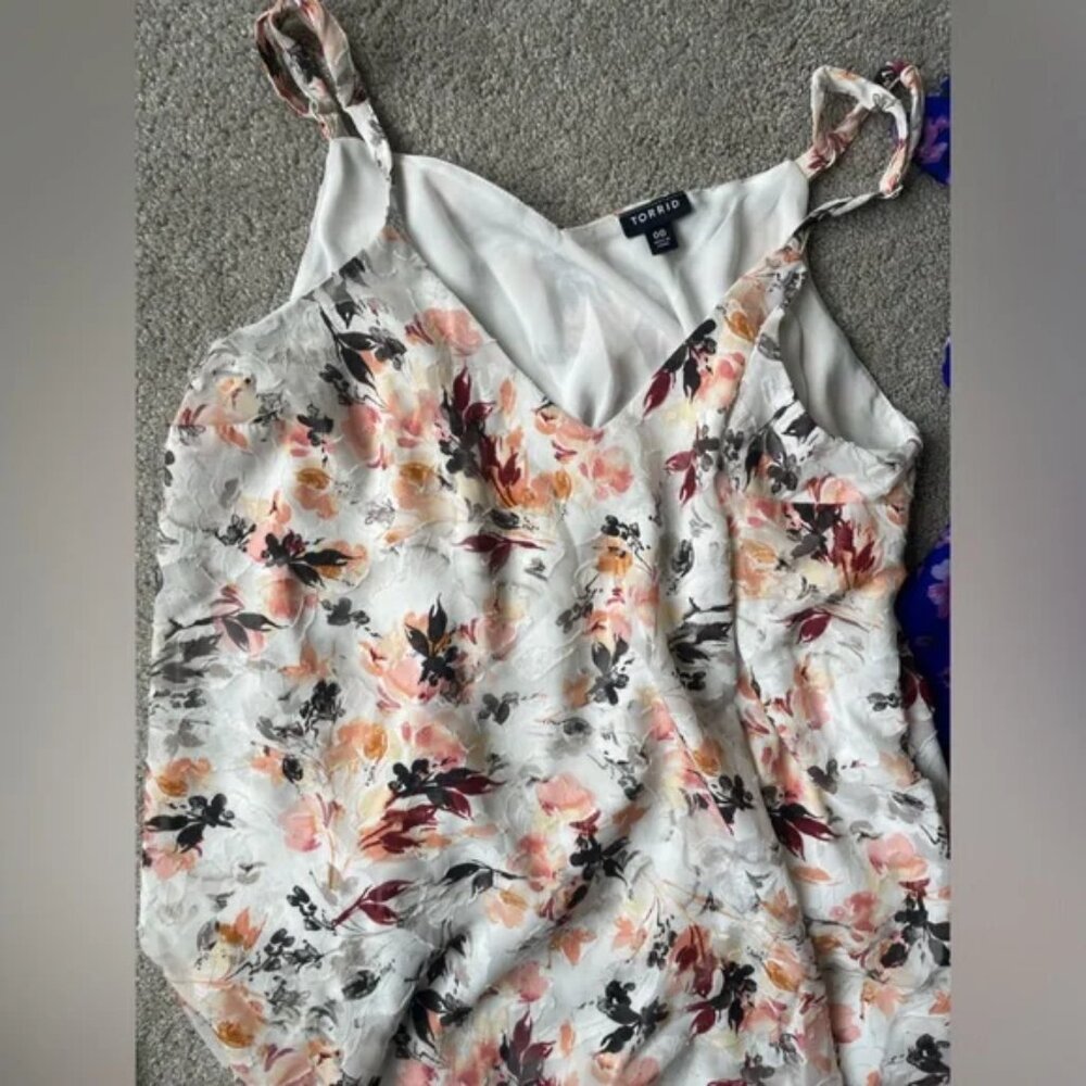 Torrid Floral Tank EUC Size 00 (equiv sz 10)